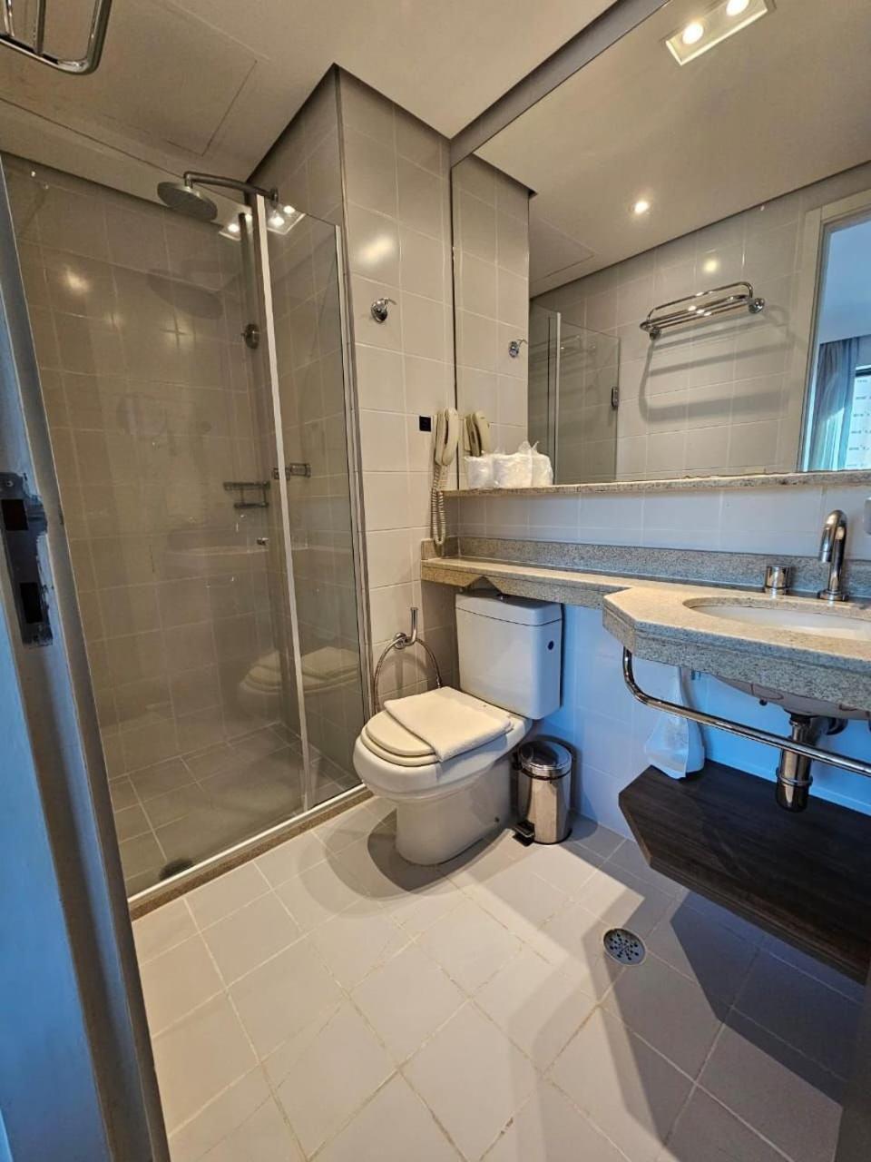 סאו פאולו Hotel Internacional Ibirapuera 2534 Proximo Metro מראה חיצוני תמונה